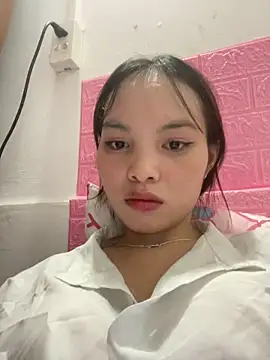 Snapshot of A_lyly chatting on 9, 11, 2025 A lyly online show from 9, 11, 2025