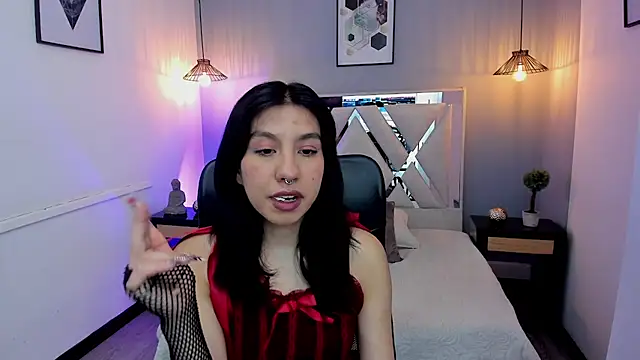 zoe-moreau online show from 11, 4, 2026