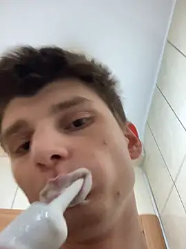 Snapshot of zackdelfon chatting on 20, 11, 2025 zackdelfon online show from 20, 11, 2025