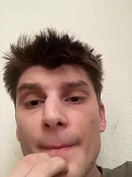 Snapshot of zackdelfon chatting on 21, 11, 2025 zackdelfon online show from 21, 11, 2025