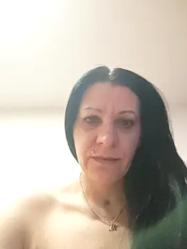 Snapshot of SugarDiamonds chatting on 7, 2, 2025 SugarDiamonds online show from 7, 2, 2025