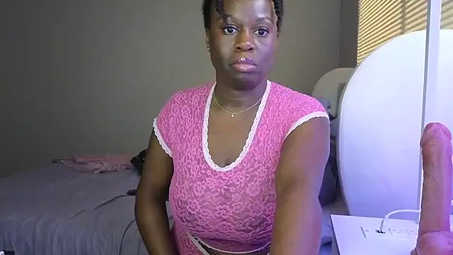 ladiosa selene online show from 19, 11, 2025