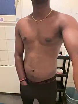 Snapshot of Unga30 chatting on 3, 11, 2025 Unga30 online show from 3, 11, 2025