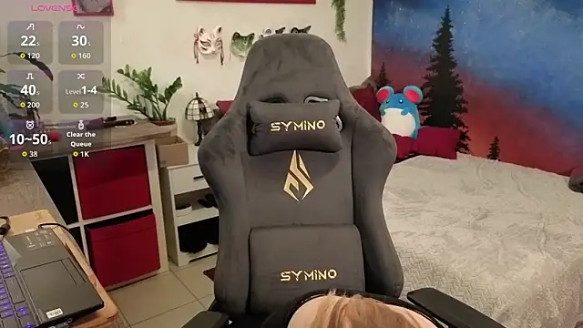 Snapshot of ScarletKitsunyaa chatting on 4, 11, 2025 ScarletKitsunyaa online show from 4, 11, 2025