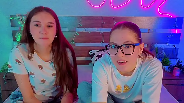 MargaretMorris online show from 15, 12, 2025