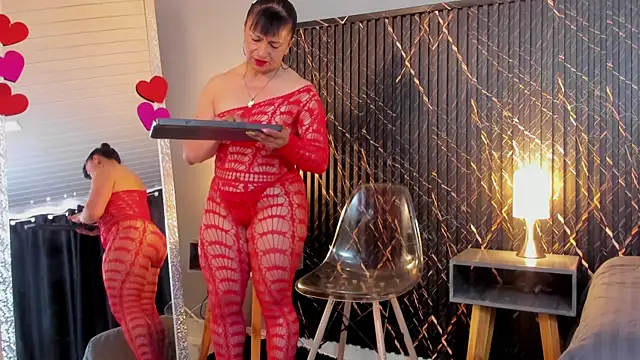 clara heat online show from 25, 2, 2026