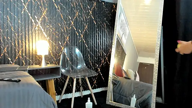 clara heat online show from 9, 4, 2026