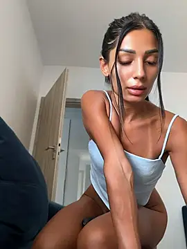 Snapshot of VickyM99 chatting on 11, 7, 2026 VickyM99 online show from 11, 7, 2026