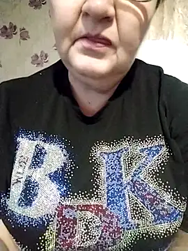 MyHoneyKira online show from 1, 12, 2025