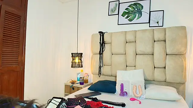 Snapshot of KimberlyFox_t chatting on 14, 5, 2026 KimberlyFox t online show from 14, 5, 2026