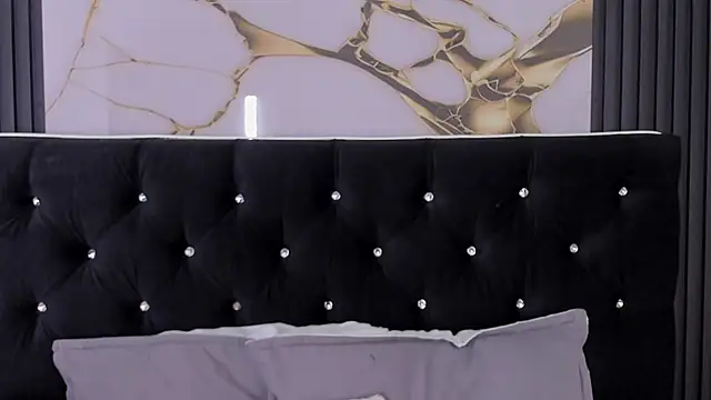 Mia Devereaux167 online show from 25, 3, 2026