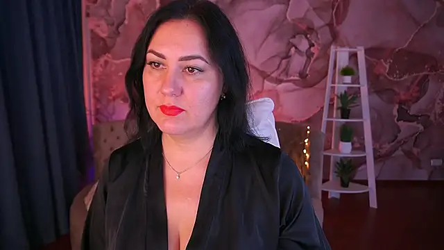 VelvetLuck online show from 18, 11, 2025