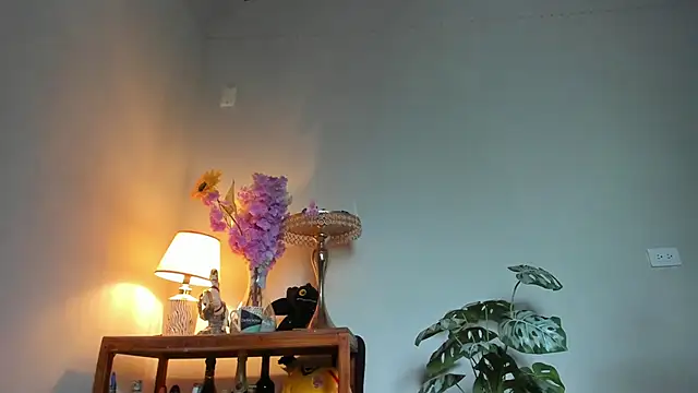 Snapshot of lucian_davii chatting on 14, 5, 2026 lucian davii online show from 14, 5, 2026