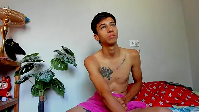 Snapshot of lucian_davii chatting on 17, 7, 2026 lucian davii online show from 17, 7, 2026