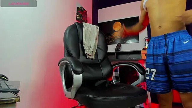 Snapshot of Alex_king27 chatting on 23, 4, 2026 Alex king27 online show from 23, 4, 2026