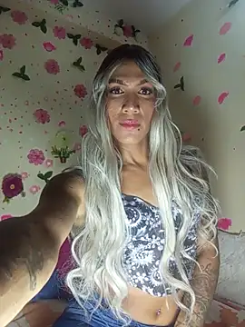 Sthefy luna131 online show from 13, 11, 2025