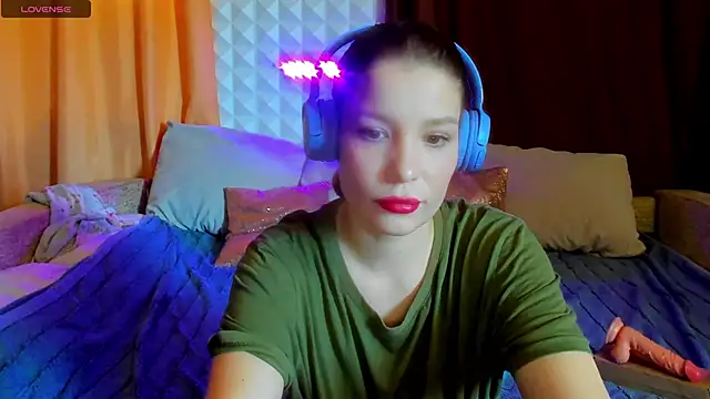 Eva purrr  online show from 17, 4, 2026