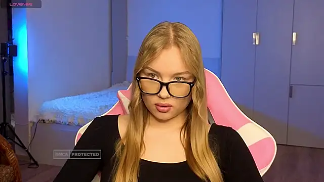 Lunar Flare online show from 13, 11, 2025