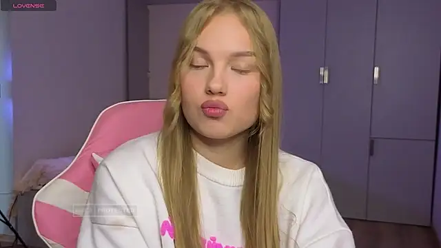 Lunar Flare online show from 14, 11, 2025