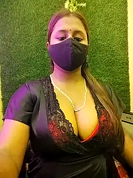 Snapshot of LoveLy-Soneya chatting on 21, 4, 2026 LoveLy-Soneya online show from 21, 4, 2026