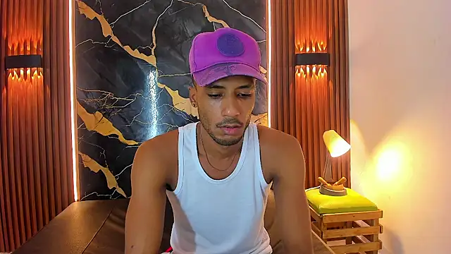 Snapshot of AlexthePervert_xxx chatting on 4, 11, 2025 AlexthePervert xxx online show from 4, 11, 2025