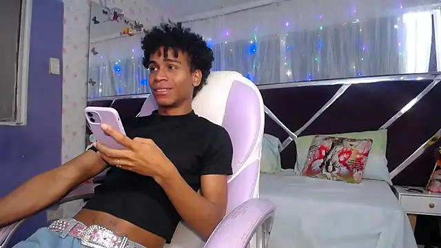 Santy bigcock 01 online show from 2, 4, 2026