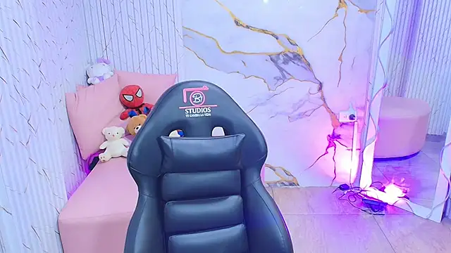 PEACHY TAY online show from 28, 5, 2026