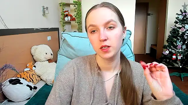 Nesie-Stoun online show from 18, 12, 2025