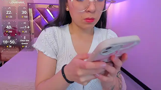 Kittyy patitas suaves online show from 19, 11, 2025