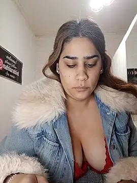 nahiarabiel33 online show from 24, 5, 2026