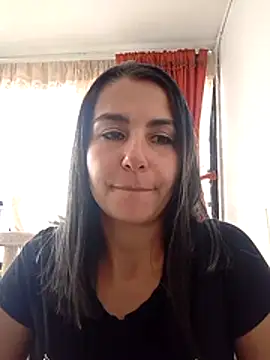 Snapshot of YLITZA chatting on 5, 11, 2025 YLITZA online show from 5, 11, 2025