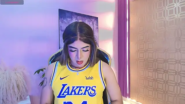 camii raux online show from 19, 12, 2025