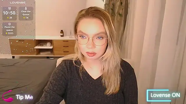 PolinaXXXXJones online show from 7, 2, 2026