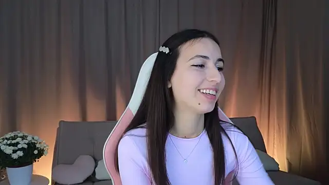 LeslieStein online show from 6, 11, 2025