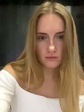 Snapshot of olliebells chatting on 29, 11, 2025 olliebells online show from 29, 11, 2025