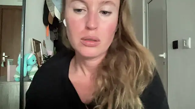 Ameli8 online show from 5, 11, 2025