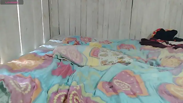 Snapshot of thebesthot chatting on 5, 7, 2026 thebesthot online show from 5, 7, 2026