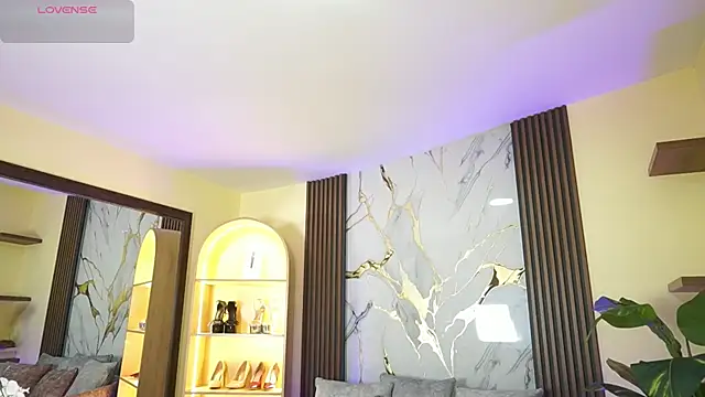 TessaaFox online show from 23, 2, 2026