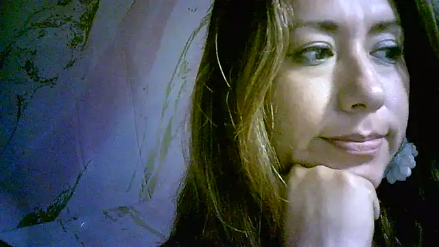 Zulreyna online show from 10, 3, 2026