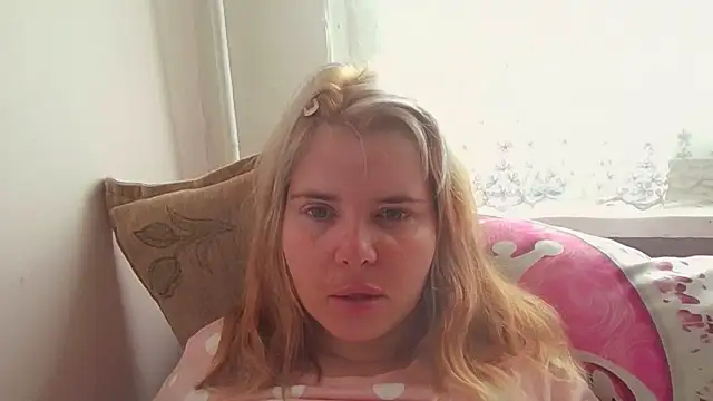 HornyElena online show from 19, 4, 2026