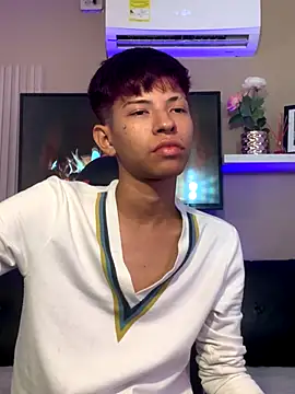 Tessachains 2  online show from 15, 11, 2025