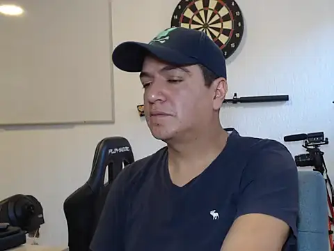 Snapshot of yayo_33 chatting on 7, 11, 2025 yayo 33 online show from 7, 11, 2025