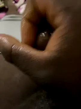 Snapshot of PlayfulArray64 chatting on 14, 11, 2025 PlayfulArray64 online show from 14, 11, 2025