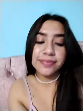 Snapshot of madeline_lx chatting on 17, 11, 2025 madeline lx online show from 17, 11, 2025