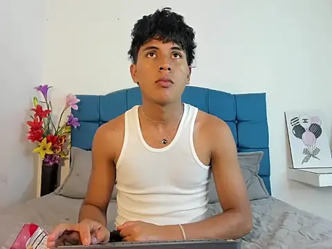 Valentino Lane online show from 14, 1, 2026