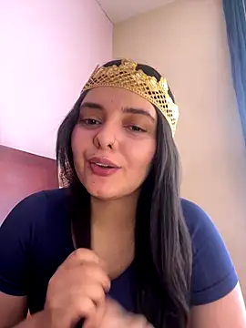 candicewest  online show from 15, 12, 2025