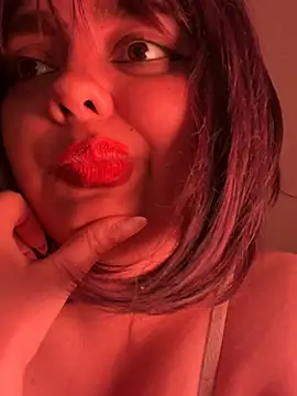 candicewest  online show from 29, 7, 2026