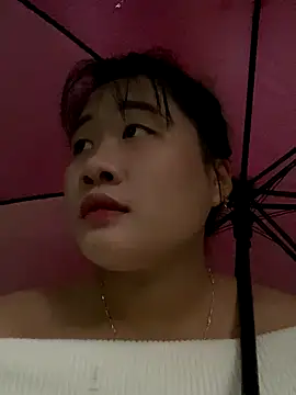 Snapshot of Lucia-a chatting on 18, 11, 2025 Lucia-a online show from 18, 11, 2025