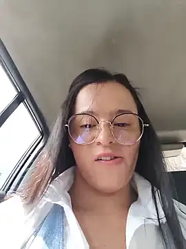 Snapshot of ALEJA__22 chatting on 23, 5, 2026 ALEJA 22 online show from 23, 5, 2026