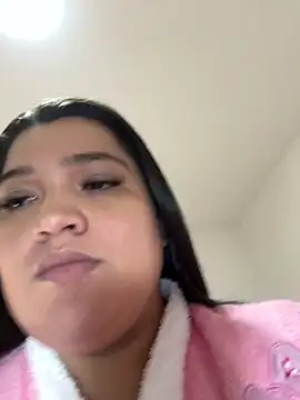Snapshot of sweetmuslim01 chatting on 2, 1, 2025 sweetmuslim01 online show from 2, 1, 2025